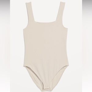 NWT! Wishbone Fitted Sleeveless Square-Neck Bodysuit - Size Large 🤎